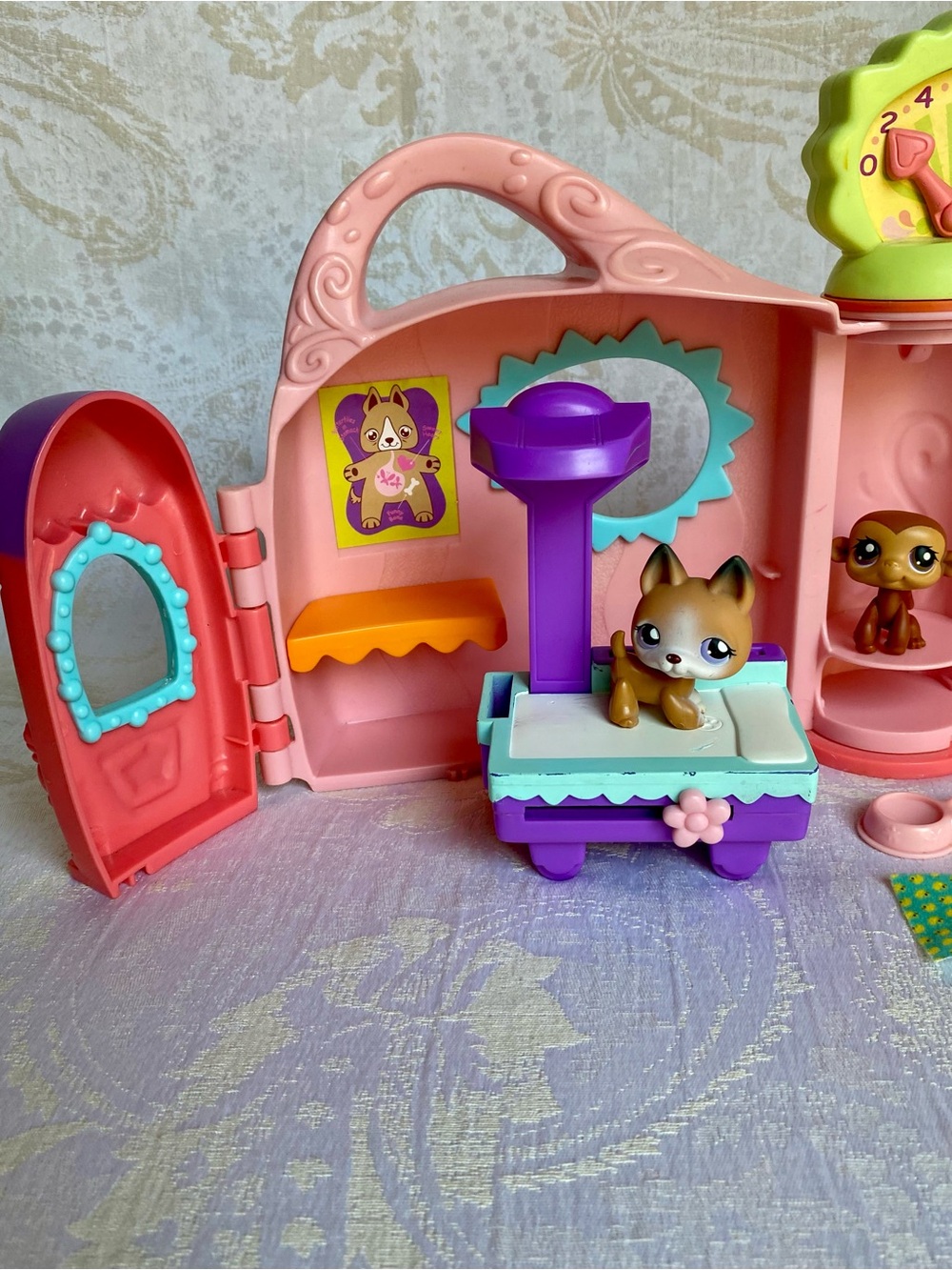 Littlest Pet Shop LPS Get Better Center Playset 2005 Hasbro - Picture 4 of 14